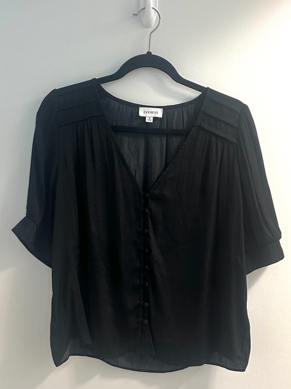 Evereve Black Satin Shortsleeved Top